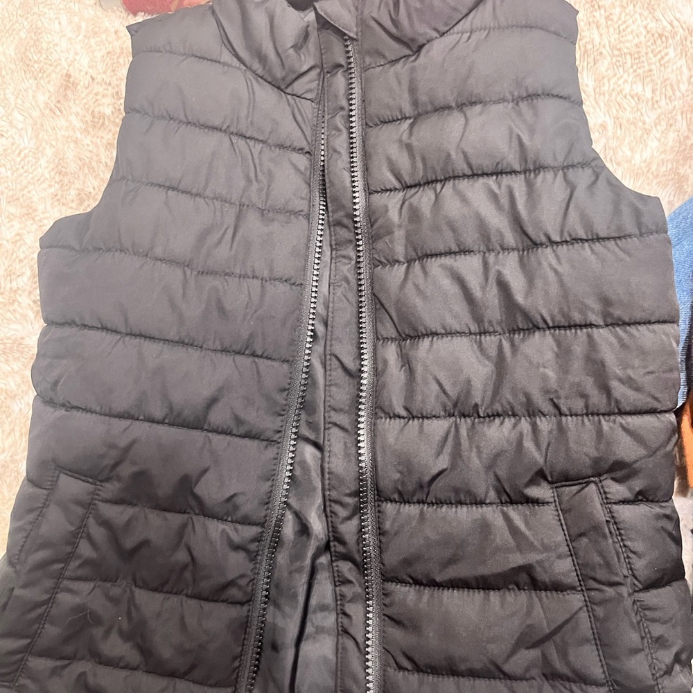 Kids ,Gap size small puffer vest-